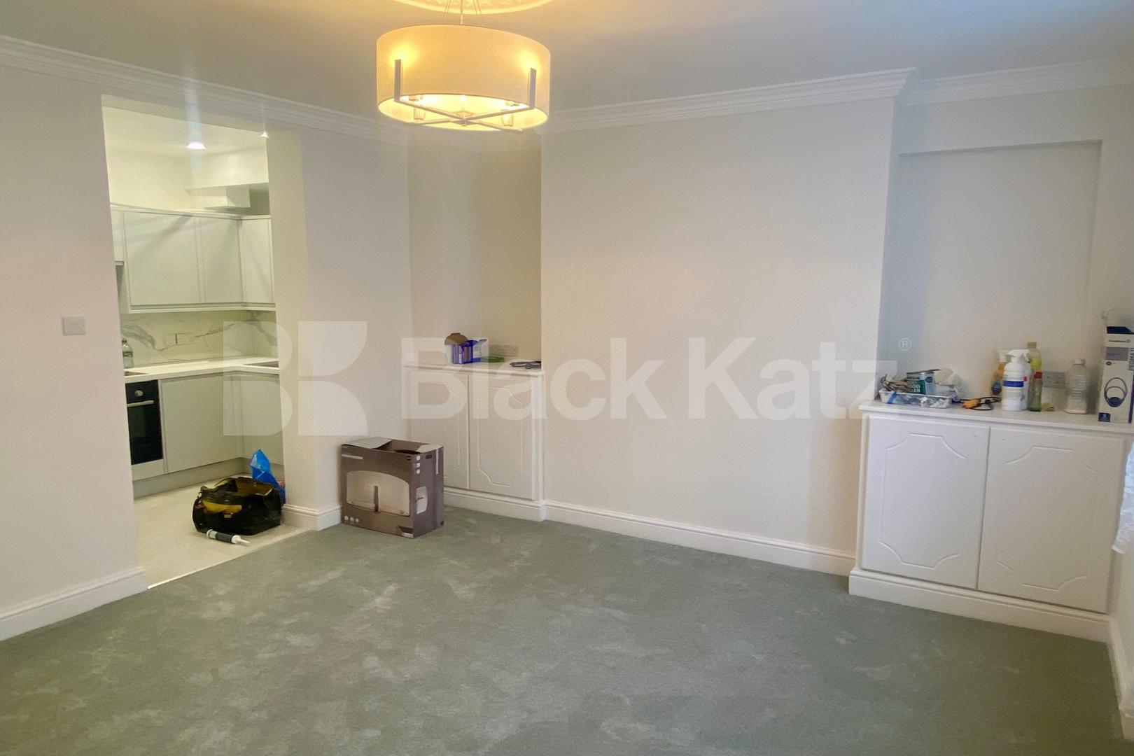 Stunning newly refurbished two bedroomed garden flat  Tachbrook Street, Pimlico / Victoria